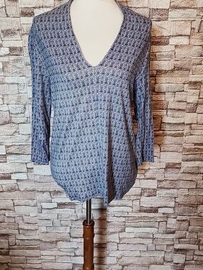 Rose Olive Blue Patterned 3/4 Sleeve Top